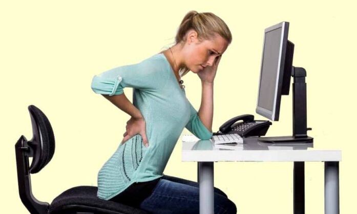 Working at a computer-rearing of osteochondrosis